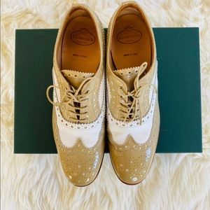 urch classic Oxford shoes 👞 great condition in original box